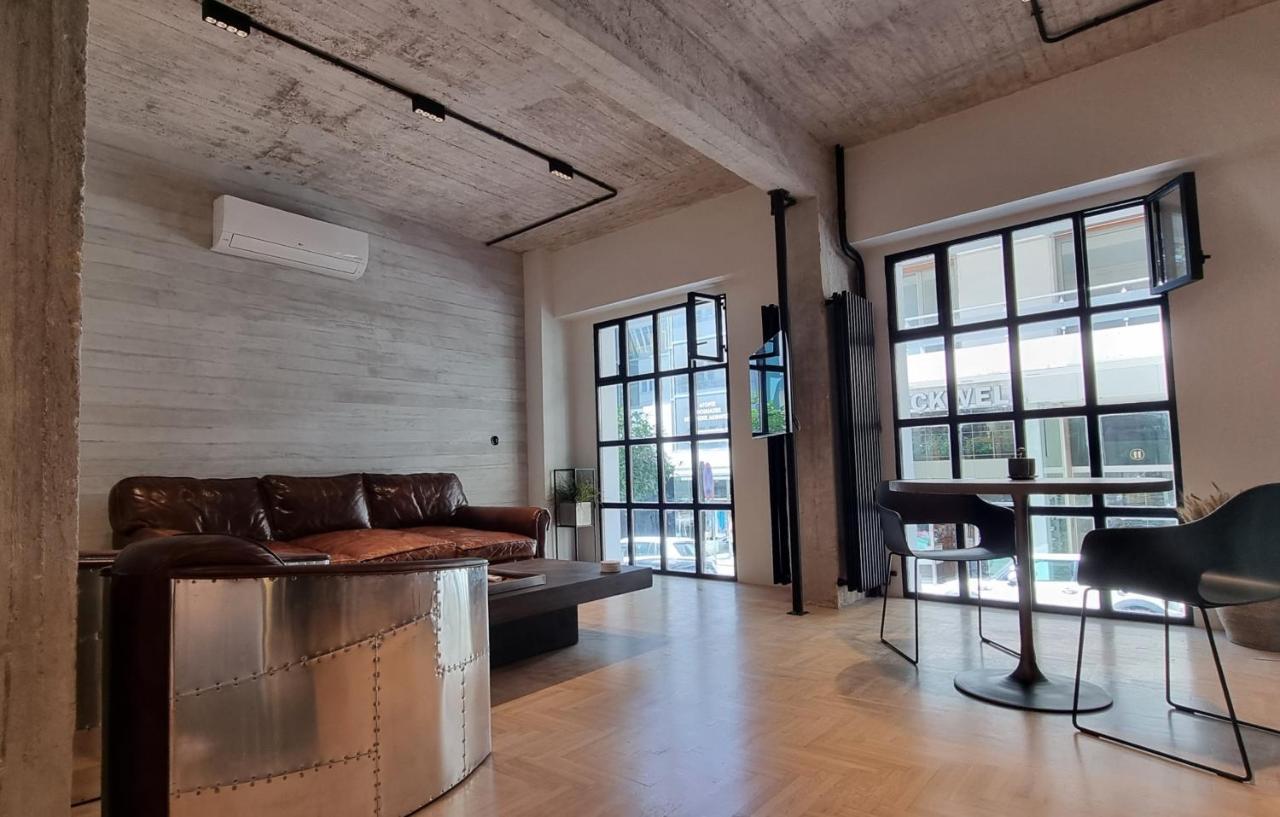 A Nyc Loft Inspired Design Studio Apt In Kolonaki Apartament Ateny